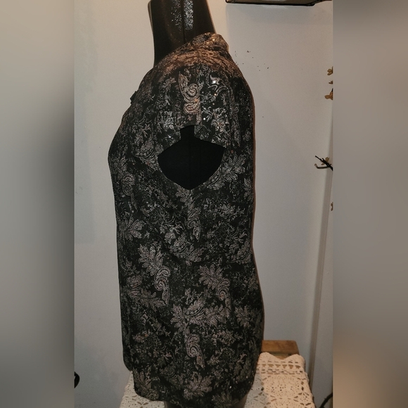 Champagne Black and Silver Short Sleeve Top L - Picture 3 of 7